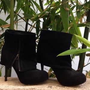 SOLD!  Steve Madden Sexy Stiletto Ankle Boots