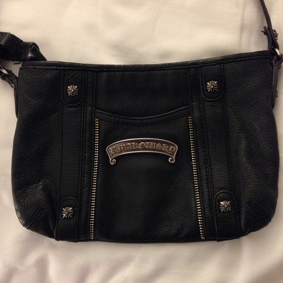 B Makowsky black cross body purse - Picture 2 of 4