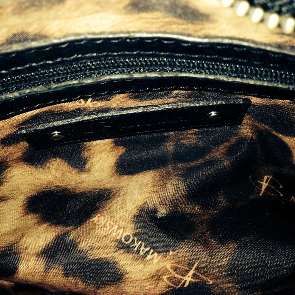 B Makowsky black cross body purse - Picture 4 of 4