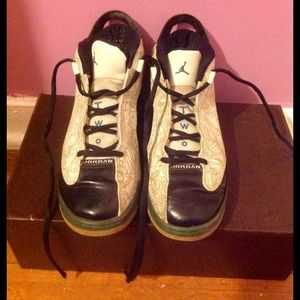 Jordan Dub Zero. Size 5y.