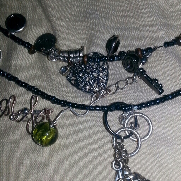 Necklace - Picture 2 of 4