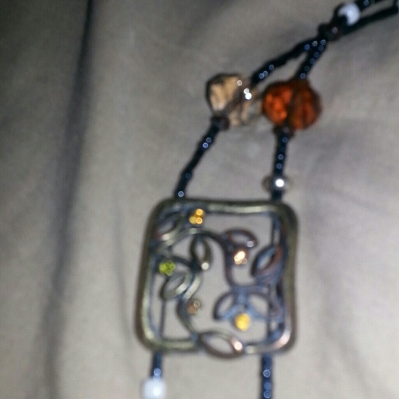 Necklace - Picture 4 of 4