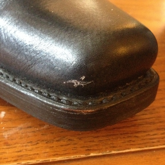 Frye - Picture 3 of 3