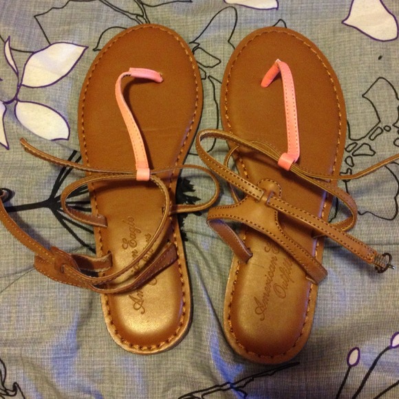 American Eagle sandals