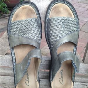 Clark's walking sandals pale grey