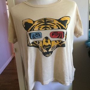Tiger 3D glasses graphic tee