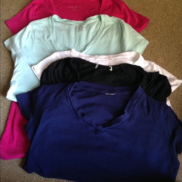 4 maternity shirts