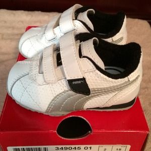 Puma infant sneakers