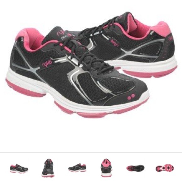 brand new ryka devotion sneakers!