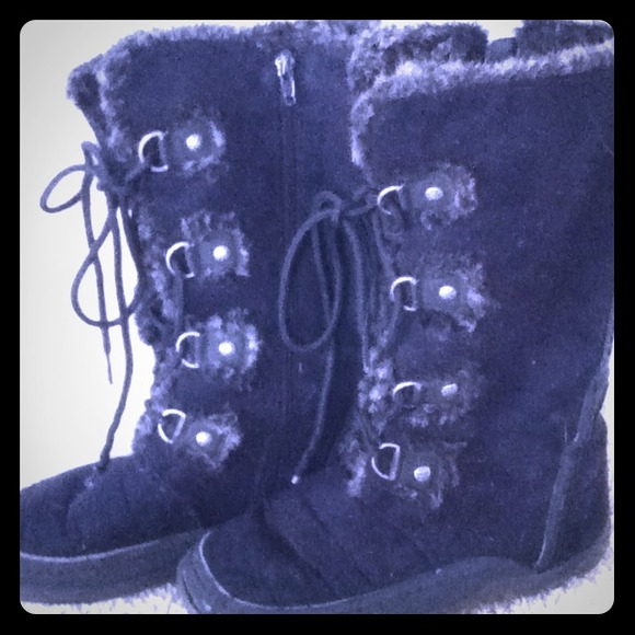 Nine West Boots with fuzzy lining