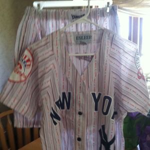 Yankees pajama set