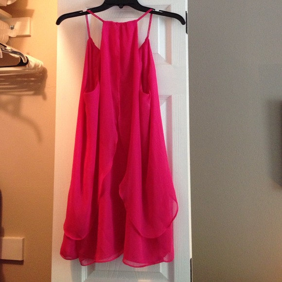 💥SOLD💥Pink Boutique Dress - Picture 3 of 3