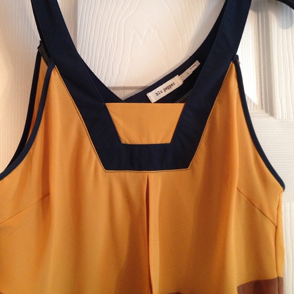 💥SOLD💥Color Block Boutique Dress - Picture 2 of 4