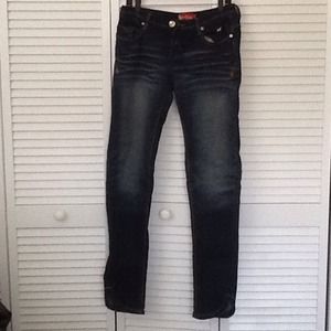 💖Apple Bottoms Jeans💖