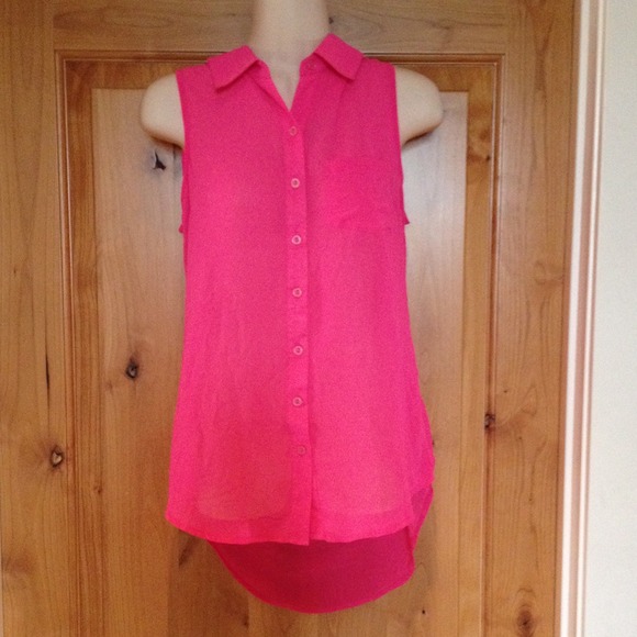 New with tags high low shirt