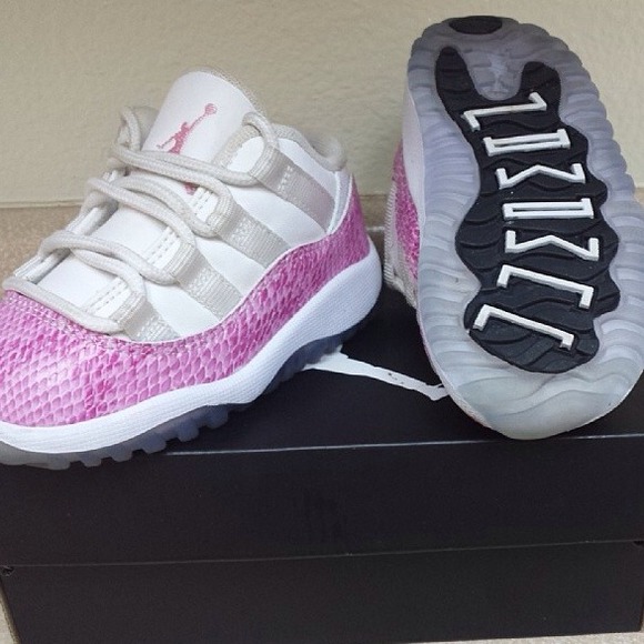 Toddler Jordan's size 9
