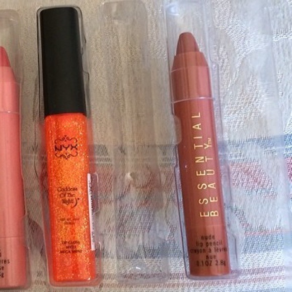 Lip crayon