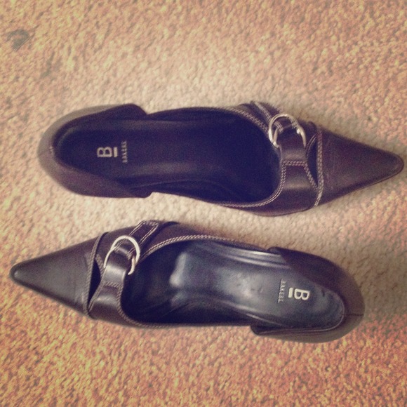 Bakers dark brown heels