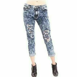 BRAND NEW LADIES BLUE ACID WASH DESTROYED JEANS
