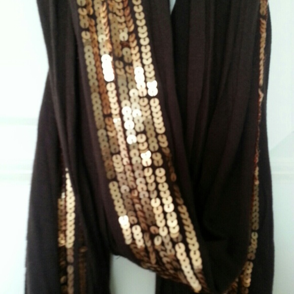 Scarf - Picture 2 of 2