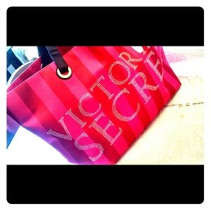 Price for  @vivicornel Victoria Secret Bling Tote