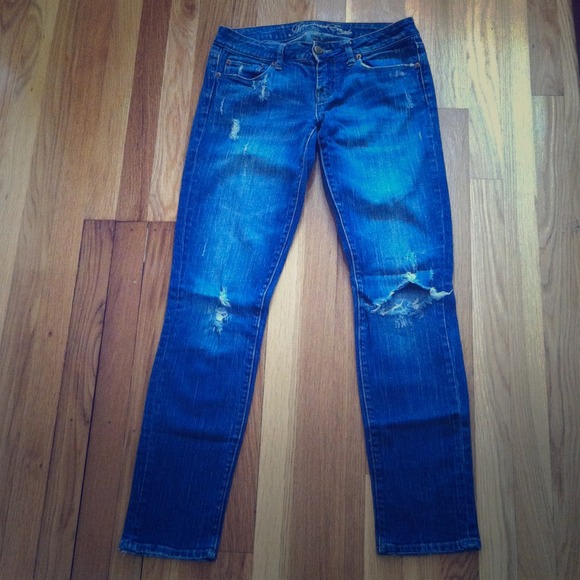 American Eagle Straight Leg Jeans