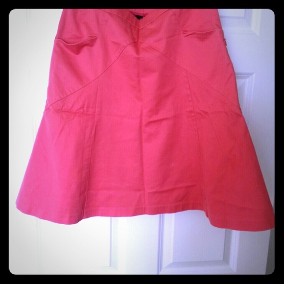 Coral skirt