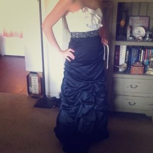 White and black pickup skirt prom dress