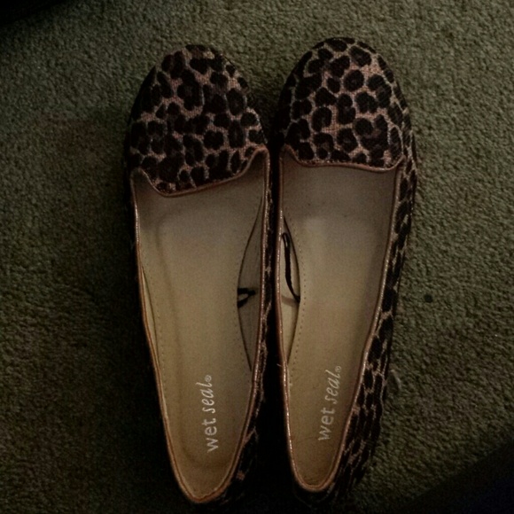 New leopard flat shoe
