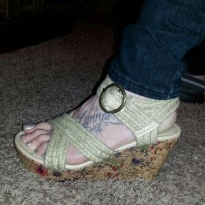 Cork bottom floral designed paris blue sandals