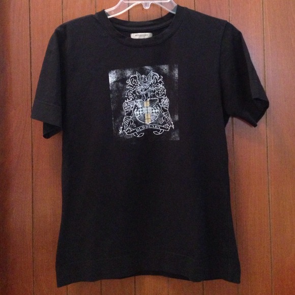 Reduced🌷 Black Burberry T-shirt size Large - Picture 1 of 3