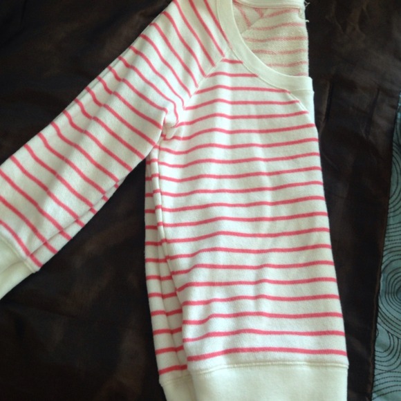 New forever 21 stripped top - Picture 2 of 3