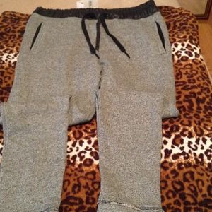 Brand new never used zara fitted sweatpants .