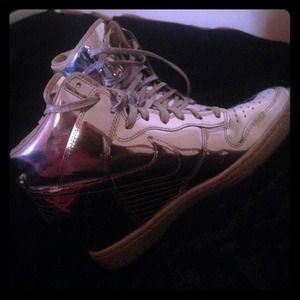 Nike Dunk Ski Hi Metallic Silver *Limited Edition*