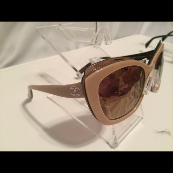?Just Cavalli Fashion Sunglasses?