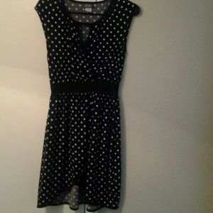 Pretty black and white dress