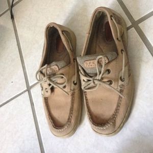 sperrys size 8