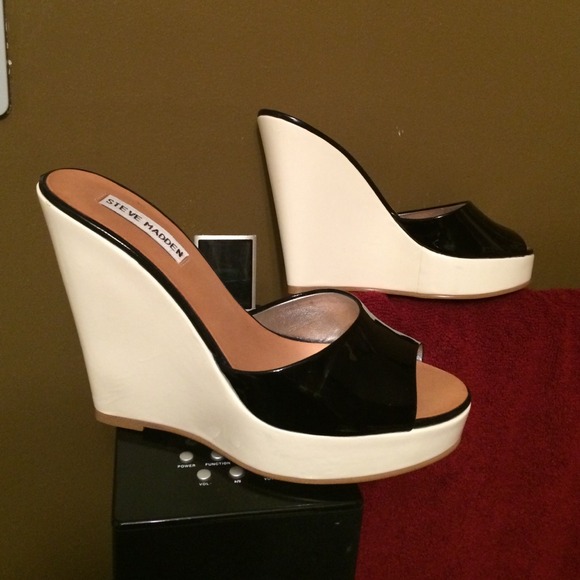 REDUCED.   Sandals