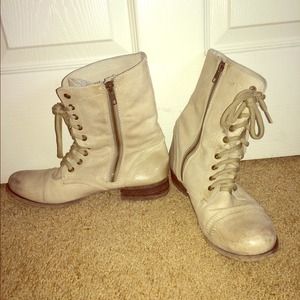 Steve Madden Boots