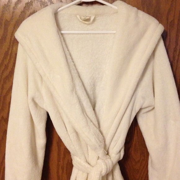 American Eagle hooded bath robe