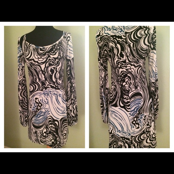 Retro Looking Dress.