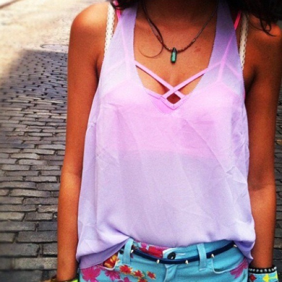 LF bow-back sheer lavender tank - Picture 2 of 3