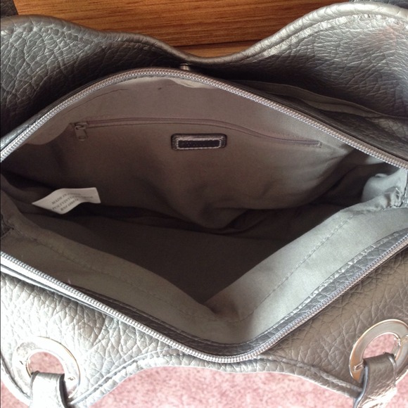 SOLD• Strada Tote - Picture 4 of 4