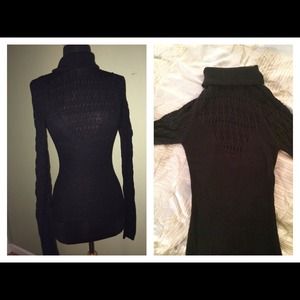 Black Form Fitting Knitted Top