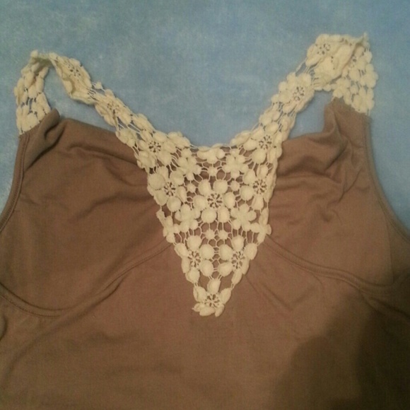 Top - Picture 2 of 2