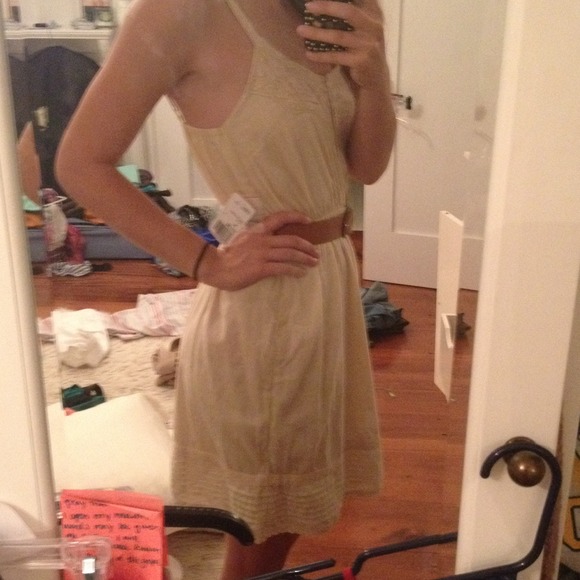 Dress - Picture 3 of 4