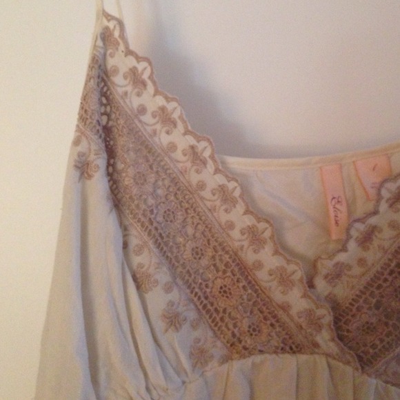 Anthropologie detailed silk cami - Picture 2 of 4