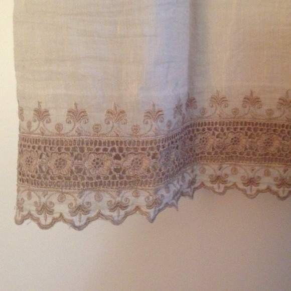 Anthropologie detailed silk cami - Picture 3 of 4