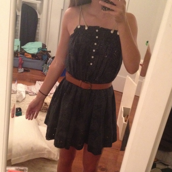 Dress - Picture 2 of 3