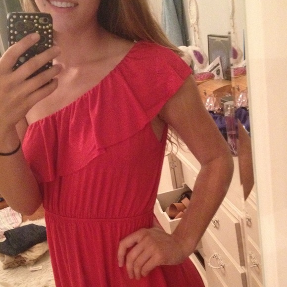 Dress - Picture 3 of 3